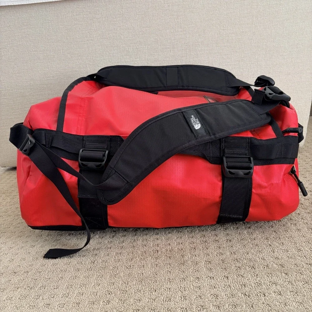 VANS‎ X THE NORTH FACE BASECAMP RED DUFFEL 50L BAG W/ Travel Bag